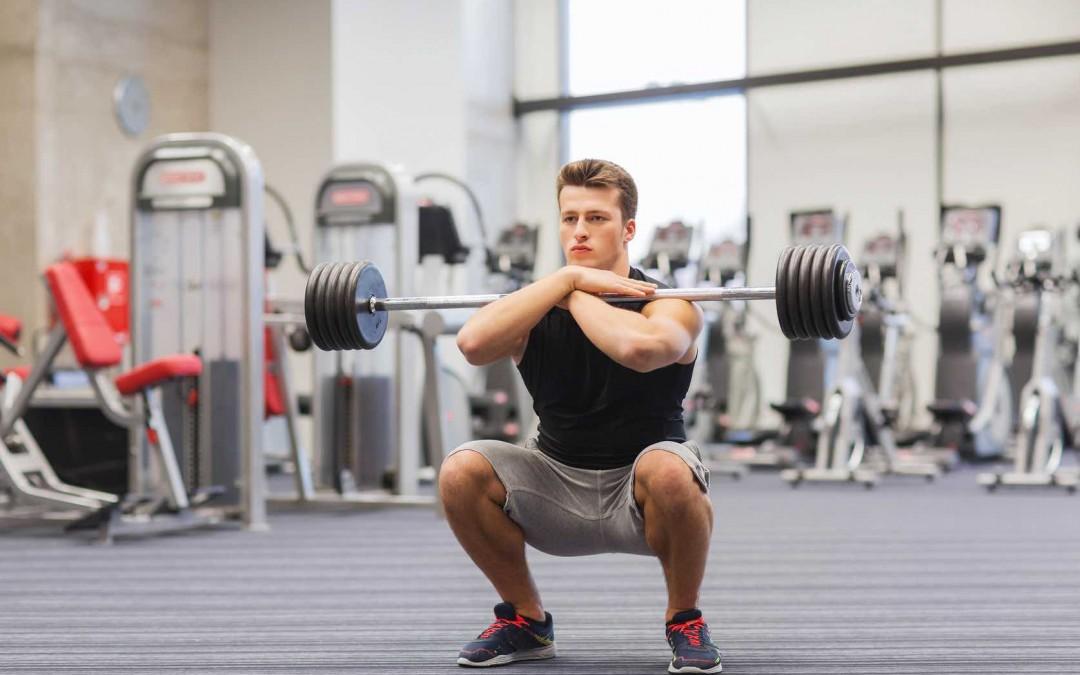 Kyykkyvariaatiot – 9 liikkettä painoilla tai varusteilla