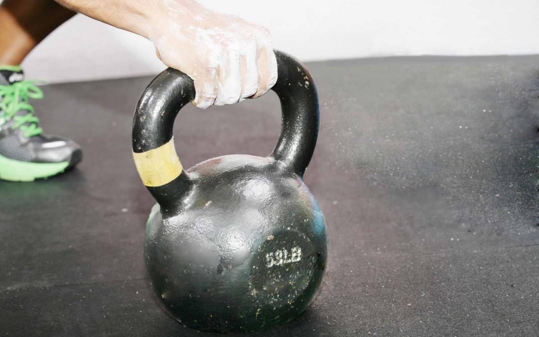 Miten valita sopiva kahvakuula kotitreeneihin?