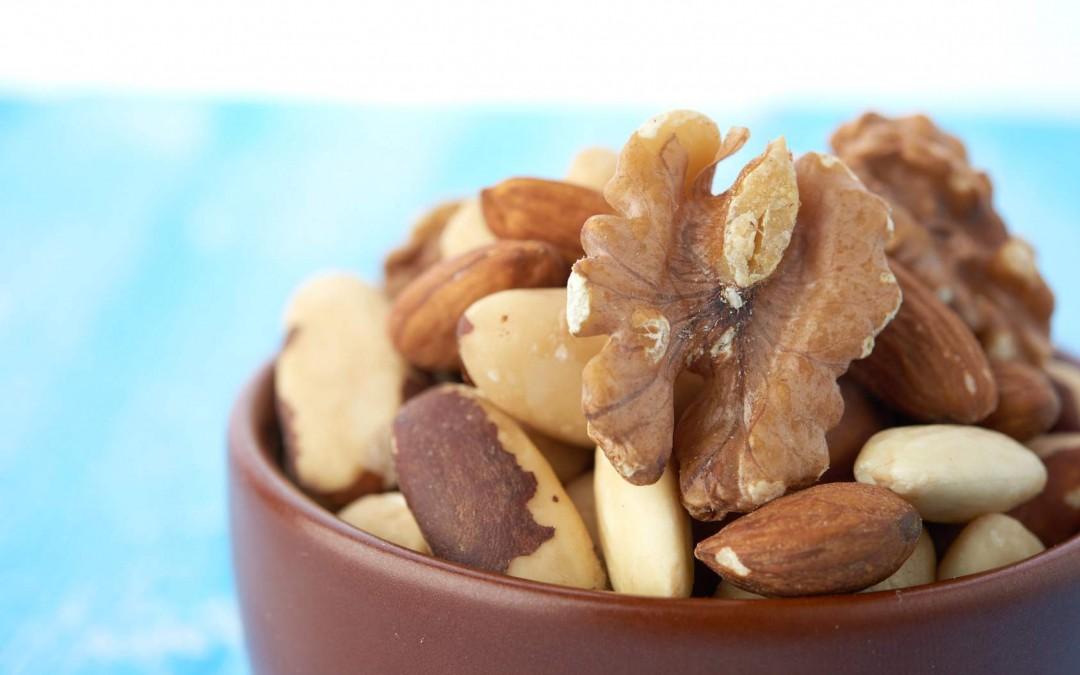 10 syytä syödä enemmän pähkinöitä ja siemeniä